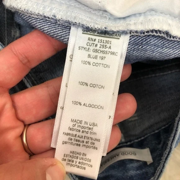 Good American- High Waist Cuttoff denim shorts - Picture 14 of 14